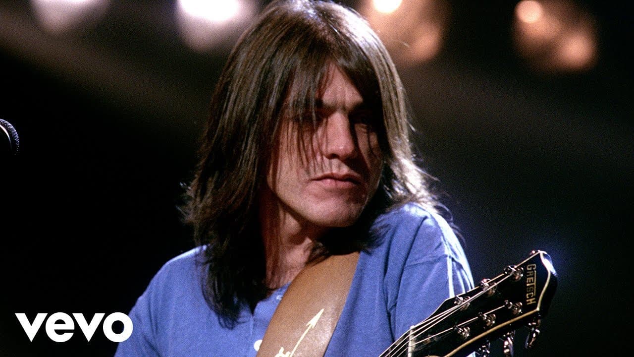 AC/DC - Thunderstruck by acdc